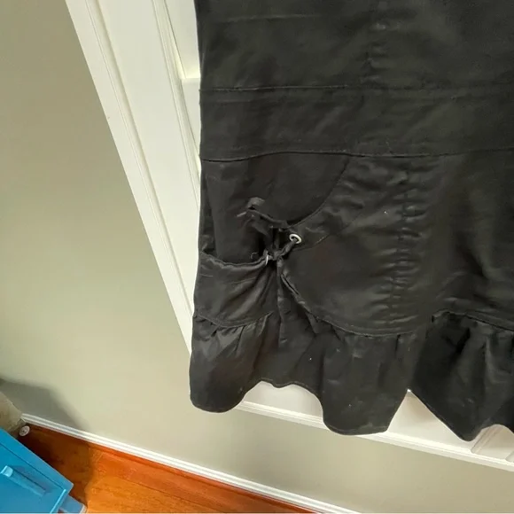 Black Cap Sleeve Ruffled Button Down Shirt - Picture 4 of 6